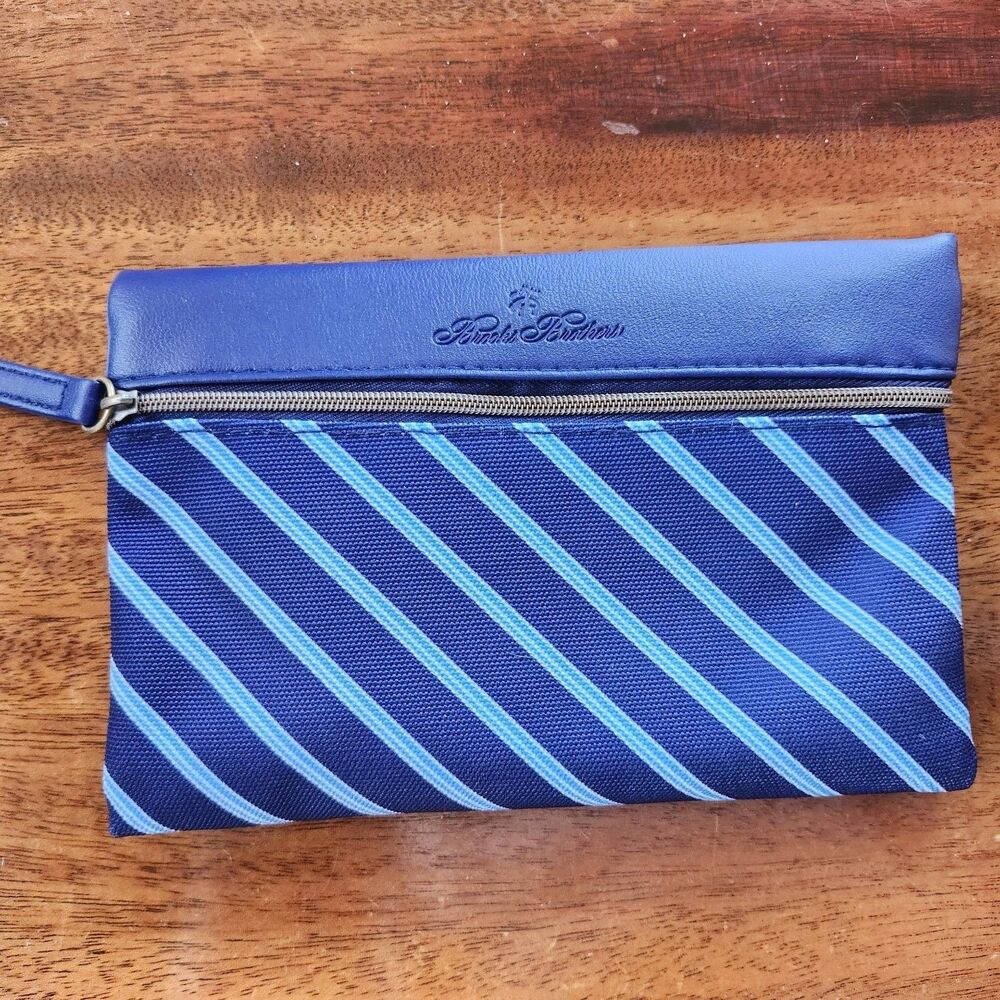Brooks Brothers United Airlines Business Amenity Kit Pouch Zipper